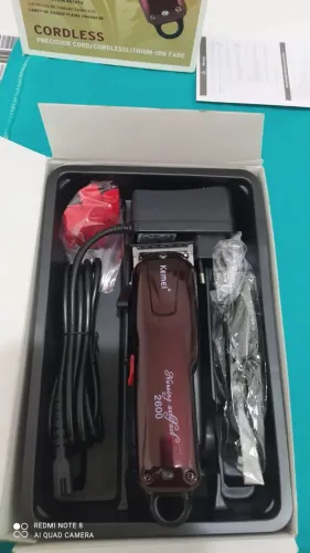 Máquina original kemei 2600 lacrada 