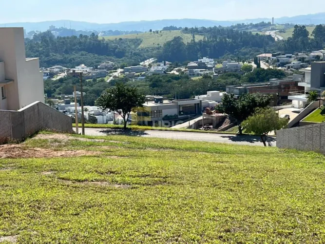Terreno em Condomínio à venda no Condomínio Reserva Santa Rosa em Itatiba/SP