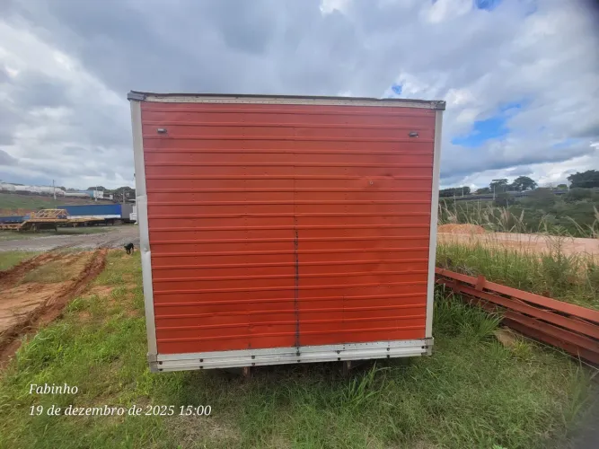 Bau alumínio chapeado truck , 8,50 toco  6,50x2 altura 2,5 largura 