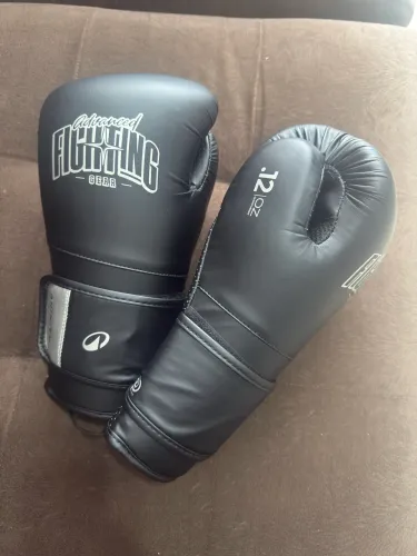 Luvas de Boxe/Muay Thai 12 OZ - Advanced Fighting Gear