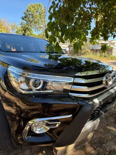 Toyota Hilux CD SRX 4X4 2.8 TDI 16V Diesel Aut. 2017