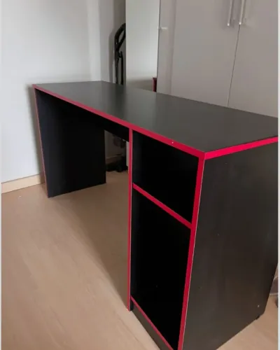 Promoção Mesa Gamer Preta - 18/11/25