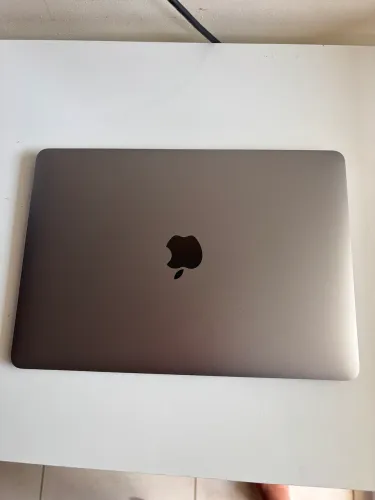 macbook air 2016