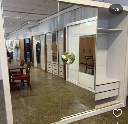 Guarda roupa casal todo espelhado!!! Novo direito da Fábrica