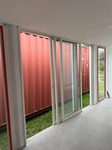 Container