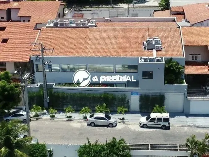 Centro Empresarial Alto Padrão 1012m² no Cocó 3 Pavimentos, 4 estúdios, Elevador.