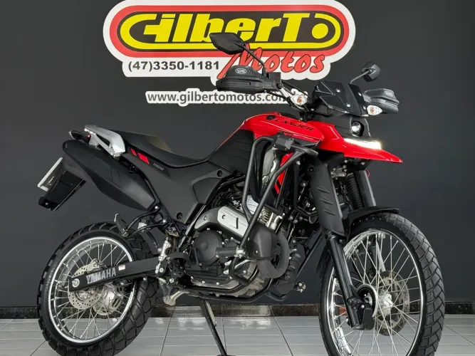 XTZ 250 LANDER CONNECTED VERMELHA 2024/2025