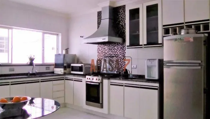 Casa com 4 dormitórios à venda, 300 m² Sorocaba- SP