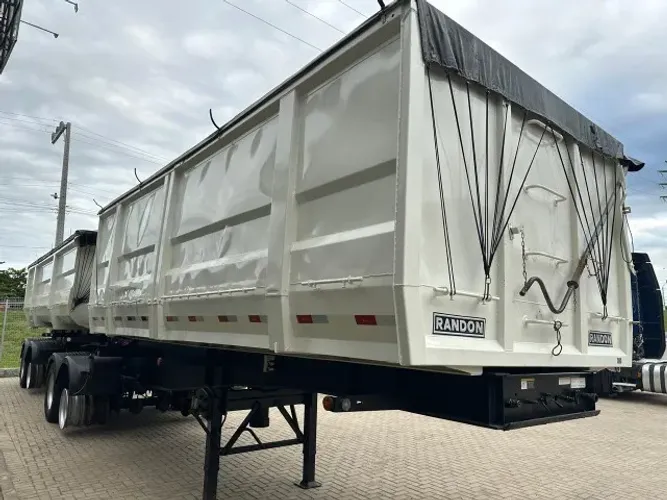 Bicaçamba Randon  2021 com 25 m3 