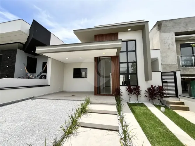 Casa à venda com 3 quartos, sendo 1 suíte, no condomínio Terras de São Francisco, Sorocaba