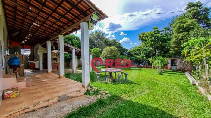 Chácara com 3 dormitórios à venda, 800 m² por R$ 460.000,00 - Condomínio Aquarius - Araçoi