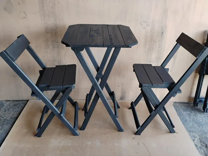 Conjunto Bistrô/Mesa e Cadeiras