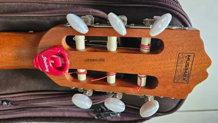Violão Strinberg Sl200c Ns Flat Nylon Elétrico Natural Fosco
