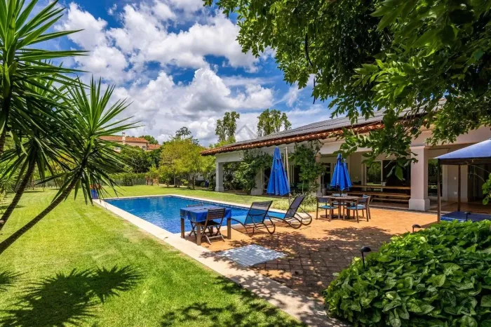 Casa à venda no Condomínio Quinta da Baroneza em Bragança Paulista/SP