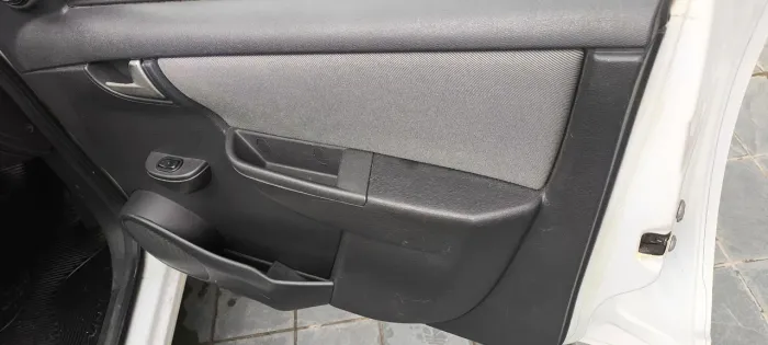 Nissan Frontier SV At.cd 4X4 2.5 TB Diesel Mec. 2014