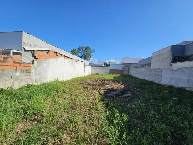Terreno à venda, 276 m² por R$ 250.000,00 - Balneário dos Golfinhos - Caraguatatuba/SP