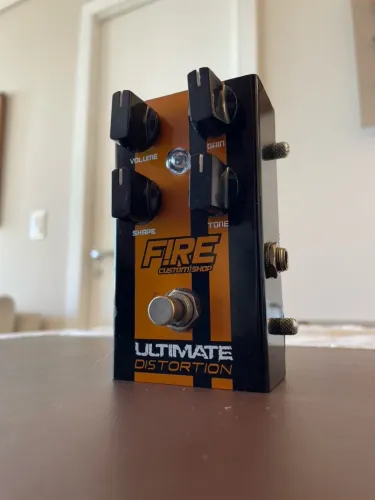 Pedal Fire Ultimate Distortion