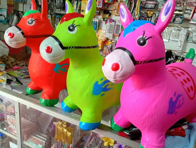 Cavalinhos UPA UPA,com som. Fazemos entrega 