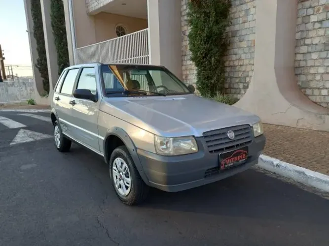Fiat Uno Mille Celeb/celeb.econ 1.0 F.flex 2P 2012