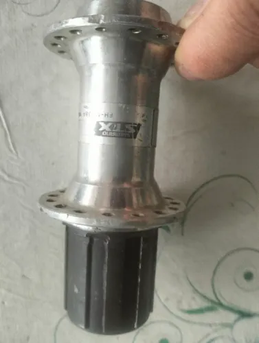 Cubo traseiro shimano stx