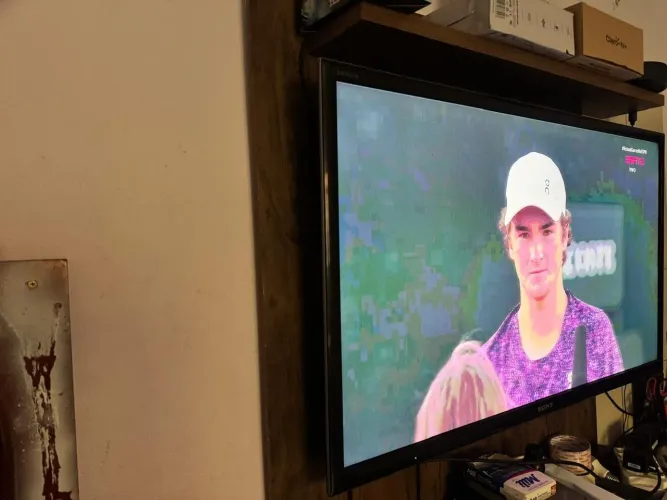 TV 46" Sony KDL-46EX655 - Aceito Cartão