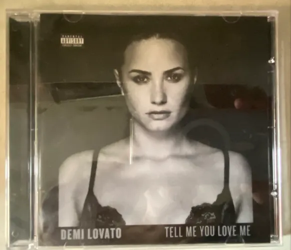 CD Demi Lovato Tell me you love me