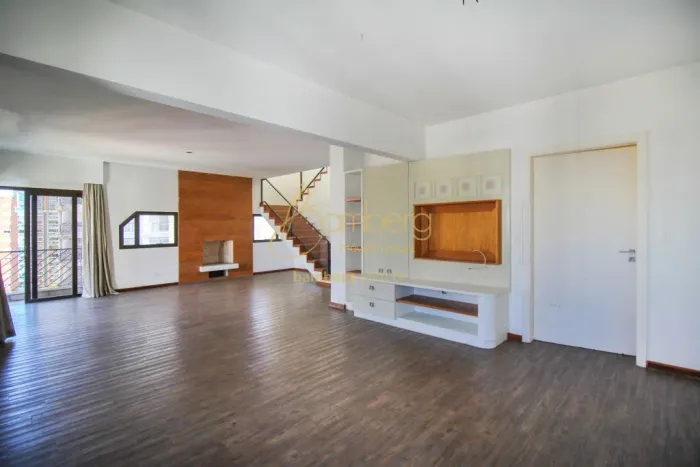 COBERTURA EM MOEMA 450M² (4 DORM, 3 SUÍTES, 4 VAGAS)