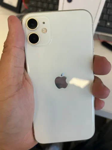 iPhone 11 128GB 
