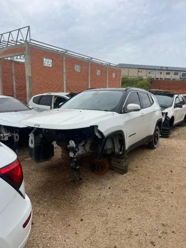 SUCATA JEEP COMPASS 2.0 FLEX 2017 PRA VENDA DE PEÇAS