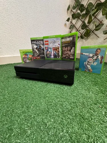 Xbox One 1 controle 5  jogos