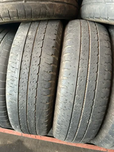 Pneus 195 R 15 8 lonas Goodyear 
