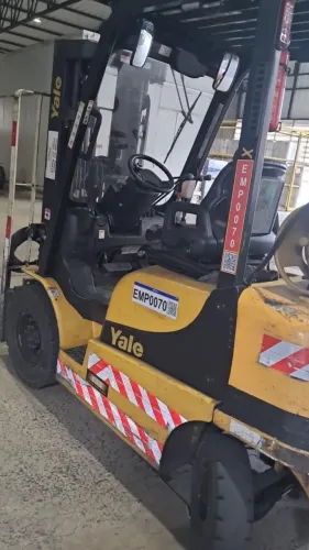 Empilhadeira Yale 