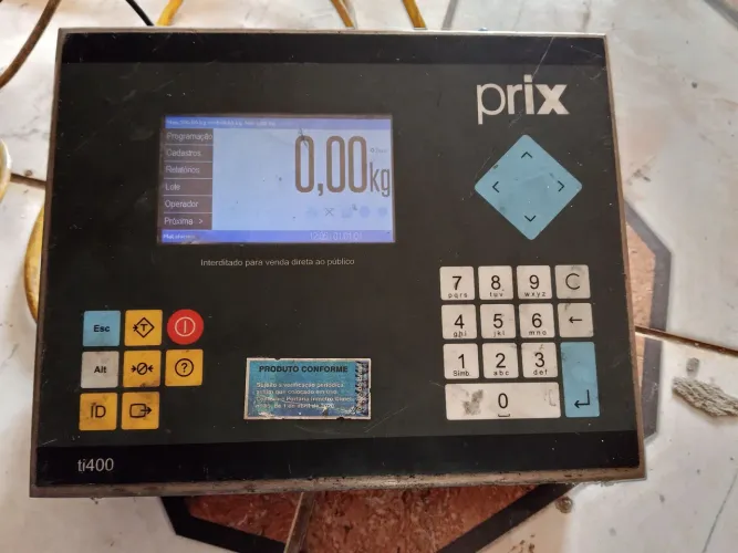 Balança Toledo Prix 300kg TI400 - Plataforma Inox + Indicador Colorido+ rampa de inox