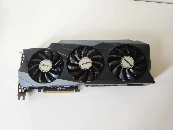 Gigabyte nvidia RTX 3090 24gb