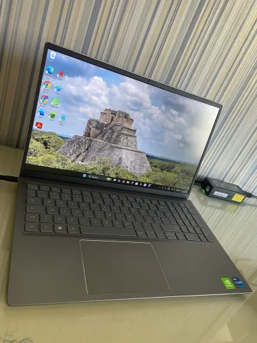 Notebook Dell 16gb RAM I7 com placa de video