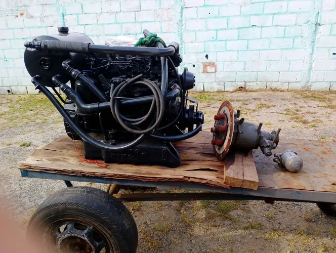 Motor diesel marinizado Isuzu C201( thermo king)