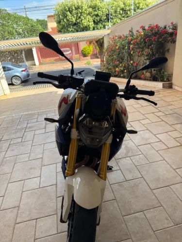 BMW F900 R SPORT PLUS