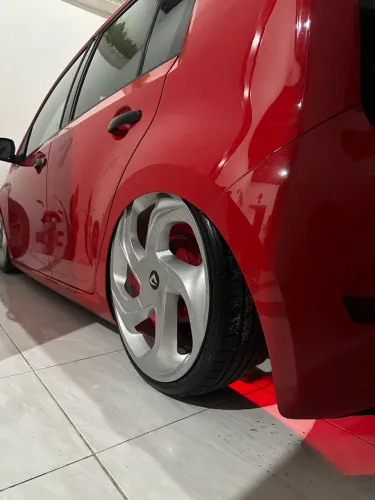 Rodas 18 com Pneus novos