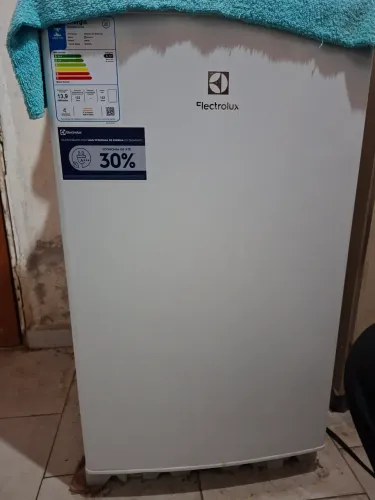 Frigobar Electrolux 122lts