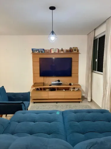 Painel de TV com Rack - Usado - R$900