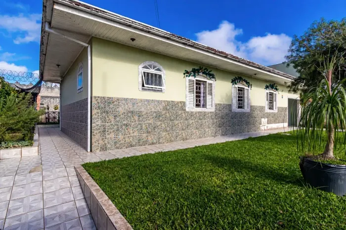 Casa à venda em Piraquara/PR