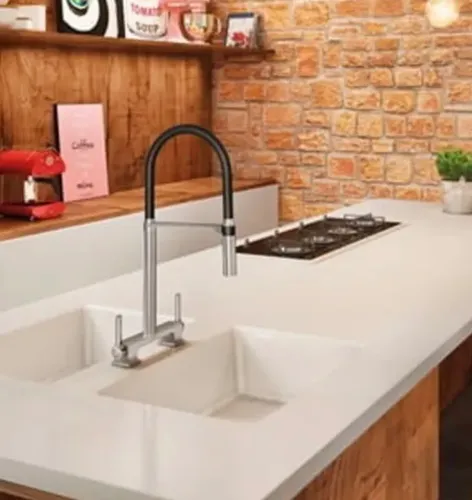 Misturador DOCOL (na caixa) para cozinha de mesa bica alta 1/2 (DN 15) Chrome/Black