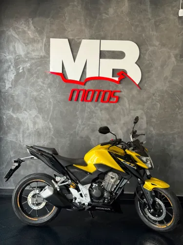 CB TWISTER 300f ABS ANO 2023