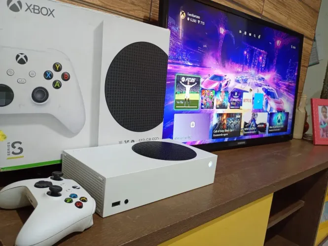 Xbox Series S - Caixa e Nota Fiscal - Aceito cartão 