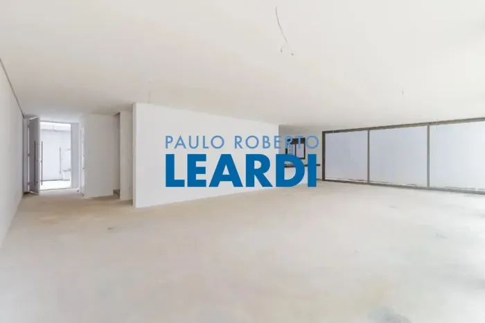 CASA EM CONDOMÍNIO - JARDIM PAULISTANO - SP