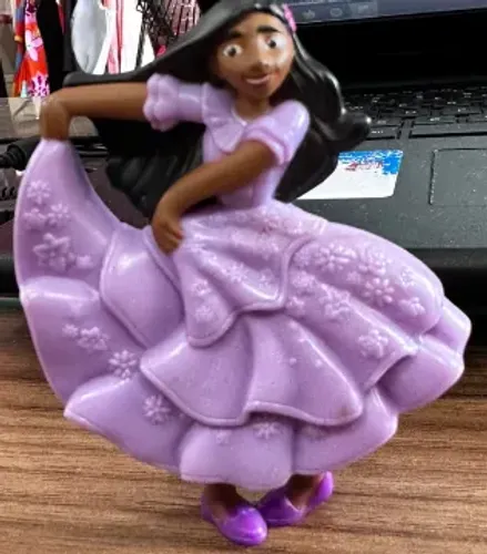 Miniatura da Isabela Madrigal, personagem do filme Encanto da Disney