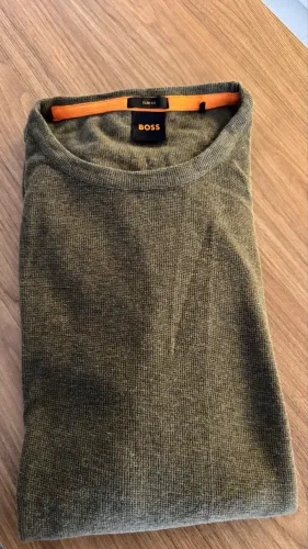 Pullover novo Hugo boss - original - tamanho M - comprado na Suíça