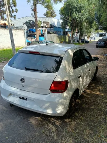 GOL 1.0 2015 Para retirada de peças