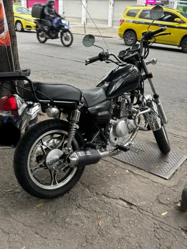 Intruder 125