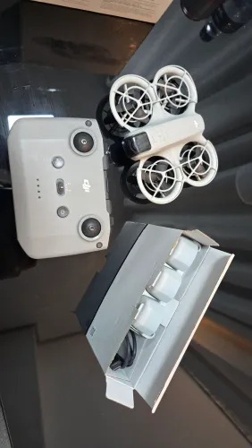 Drone DJI Neo Fly More Combo - Usado